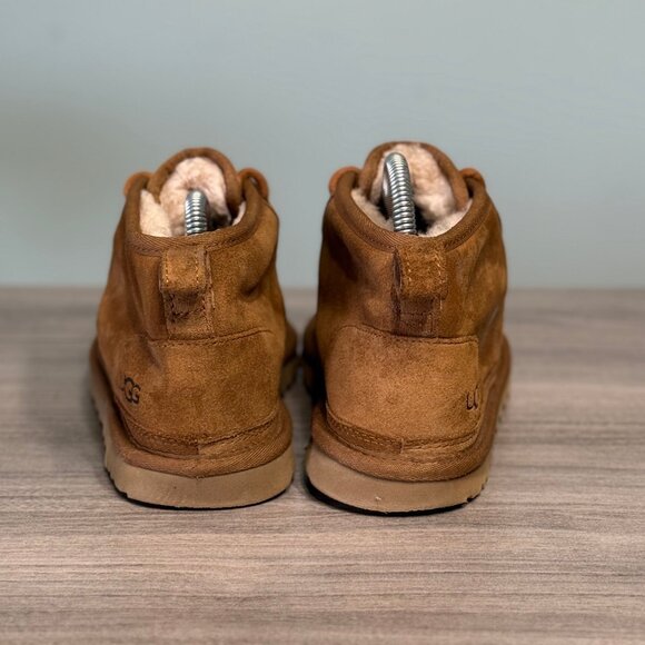 UGG Women's Neumel Suede Lace-Up Ankle Chukka Boots Size 6 - Picture 4 of 5